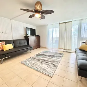 https://beachfront-condo-with-amazing-views.hotelsinhawaii.org